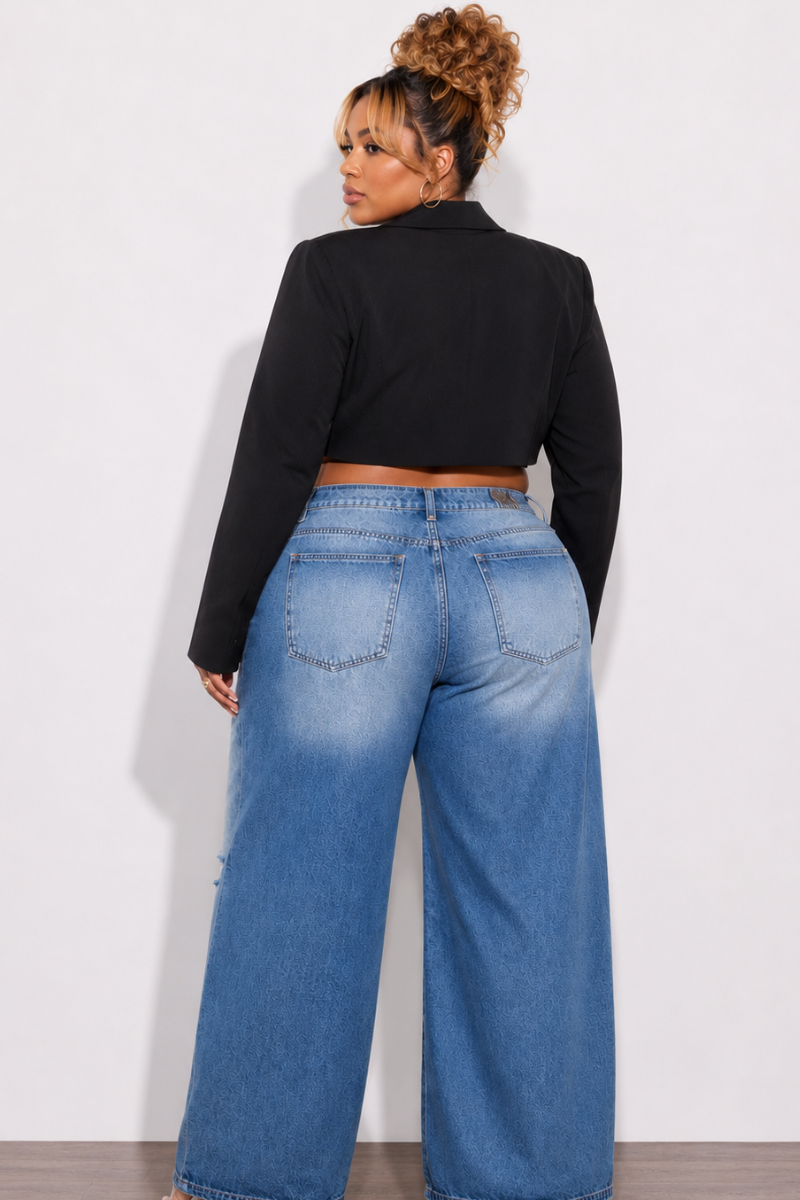 Final Sale Plus Size Crop Blazer in Black