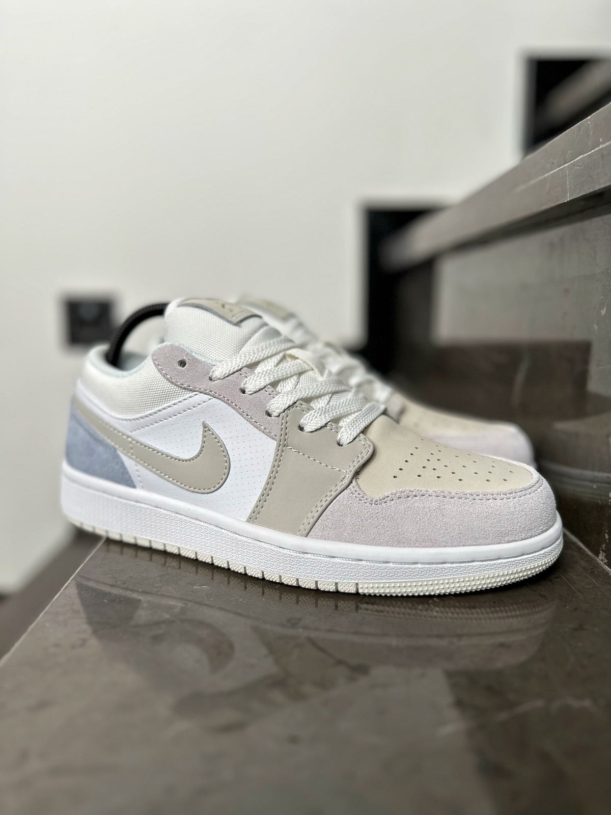 Air Jordan 1 Low ‘Paris’
