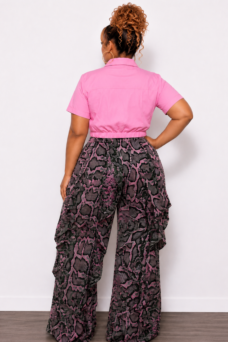 Final Sale Plus Size Short Sleeve Poplin Collar Crop Top in Pink