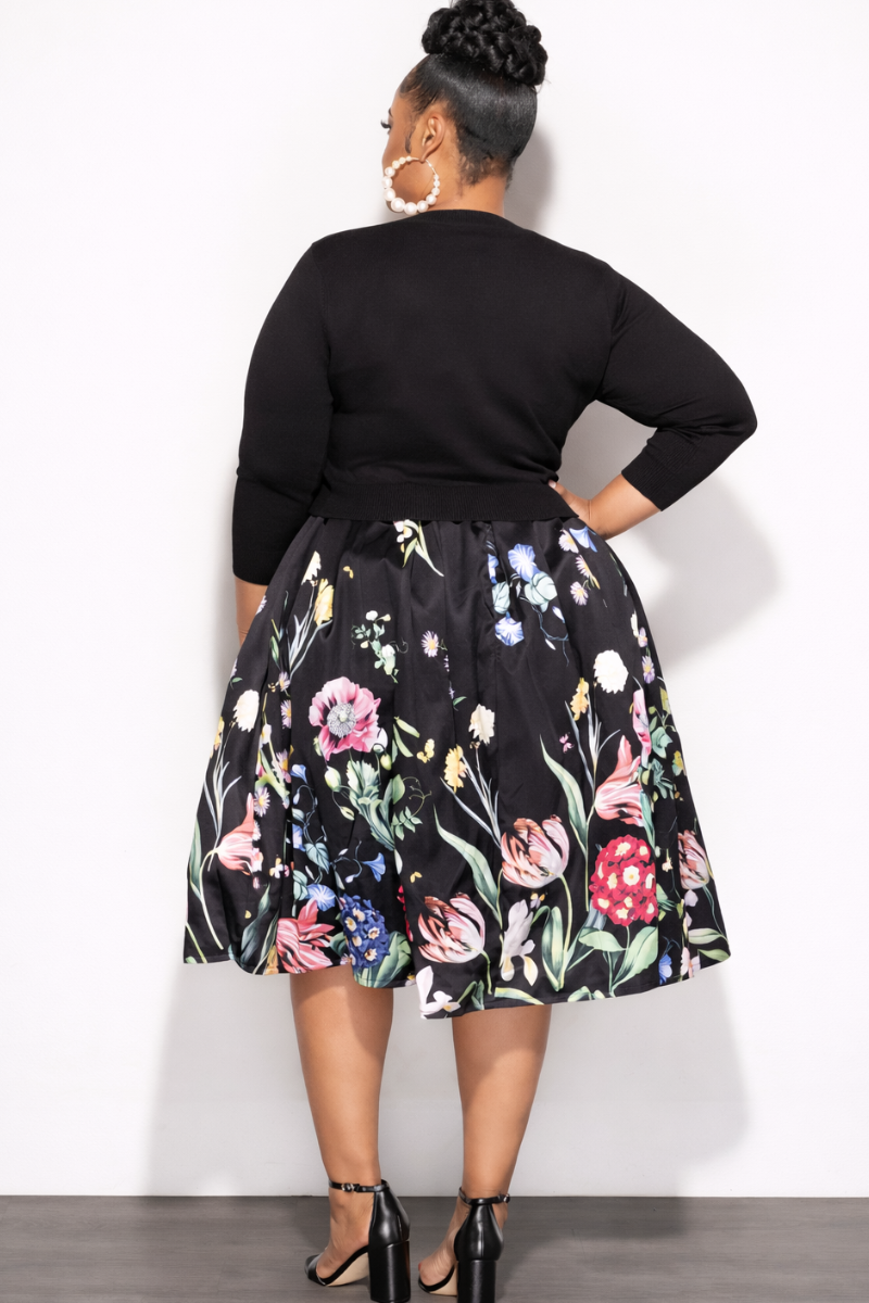 Final Sale Plus Size Crop Cardigan Sweater in Black