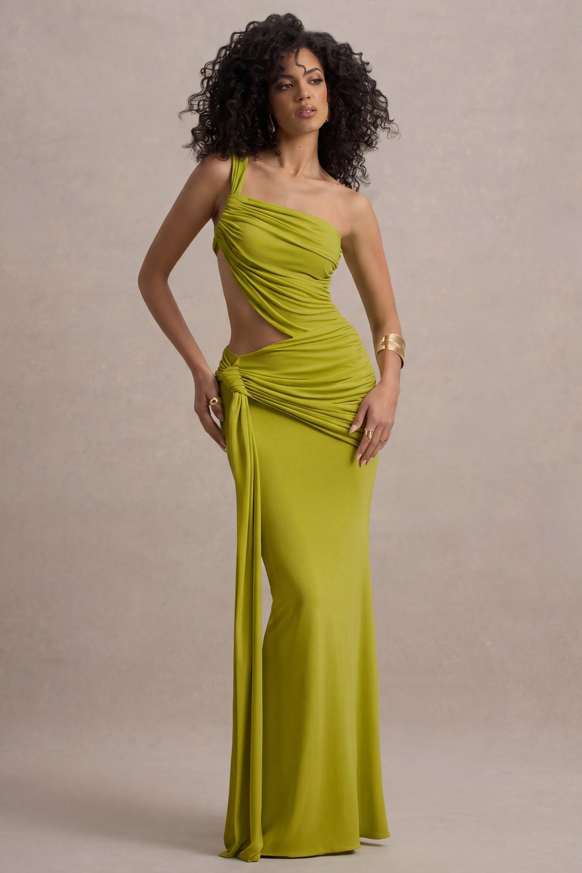 Giovanna | Robe longue olive à encolure asymétrique avec jupe portefeuille