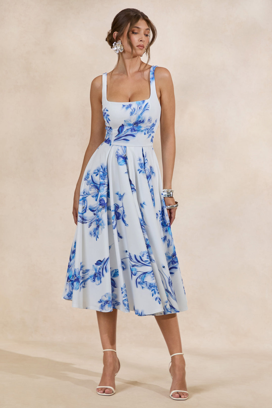 Lissa | Robe mi-longue à imprimé floral bleu à col carré