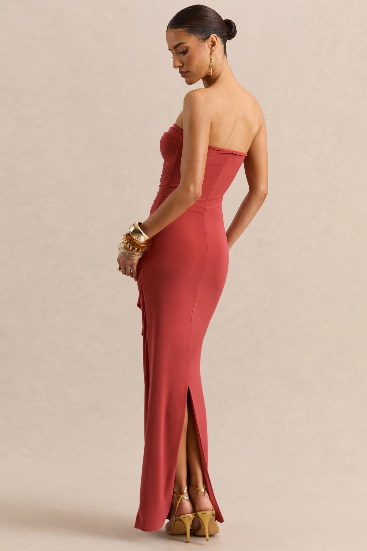 Chloe | Robe longue rouille bandeau avec détails volantés