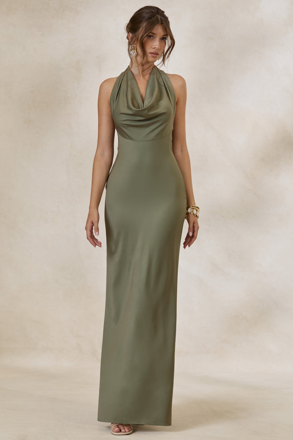 Aralisse | Robe longue kaki en satin de première qualité à décolleté drapé