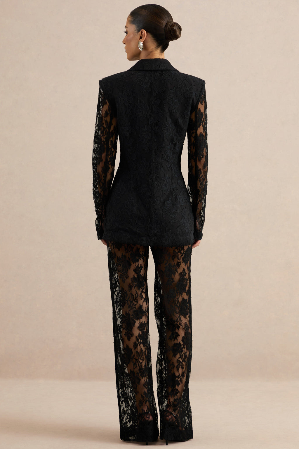Viloria | Pantalon noir en dentelle à jambes larges
