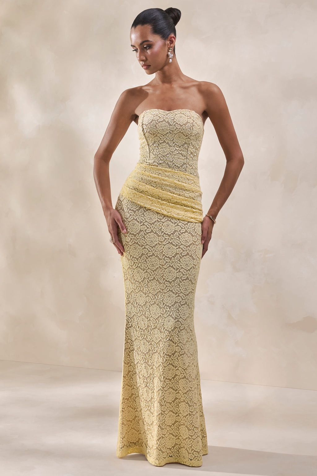 Vissia | Body jaune citron en dentelle à col bandeau