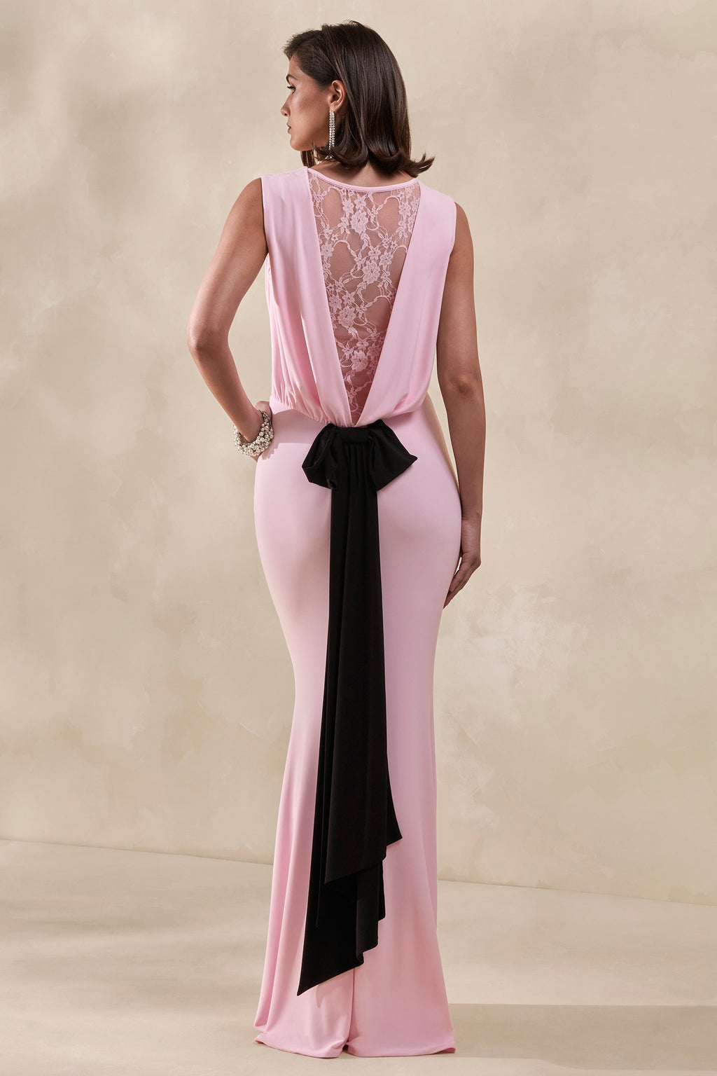 Elladine | Robe Longue Rose à Col Rond Avec Dos en Dentelle et Nœud au Dos
