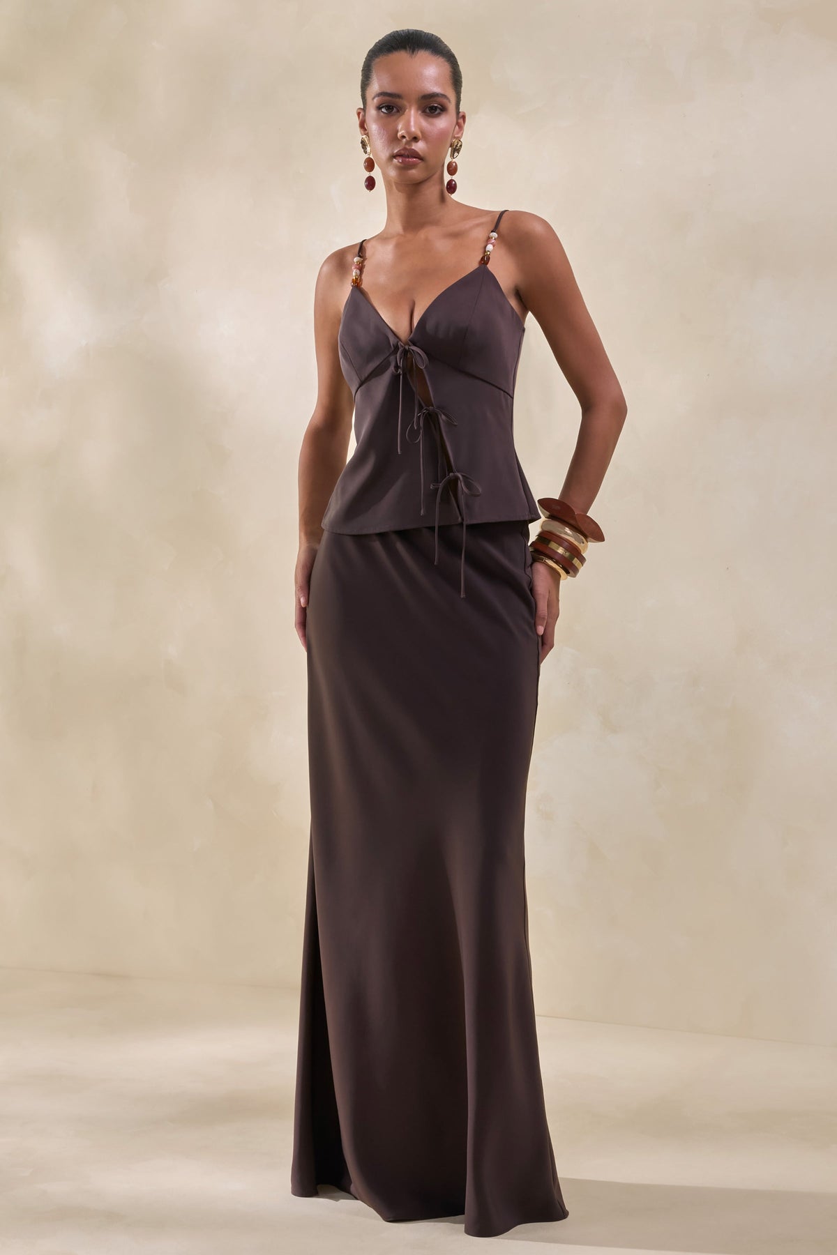 Sybella | Jupe longue en satin marron foncé