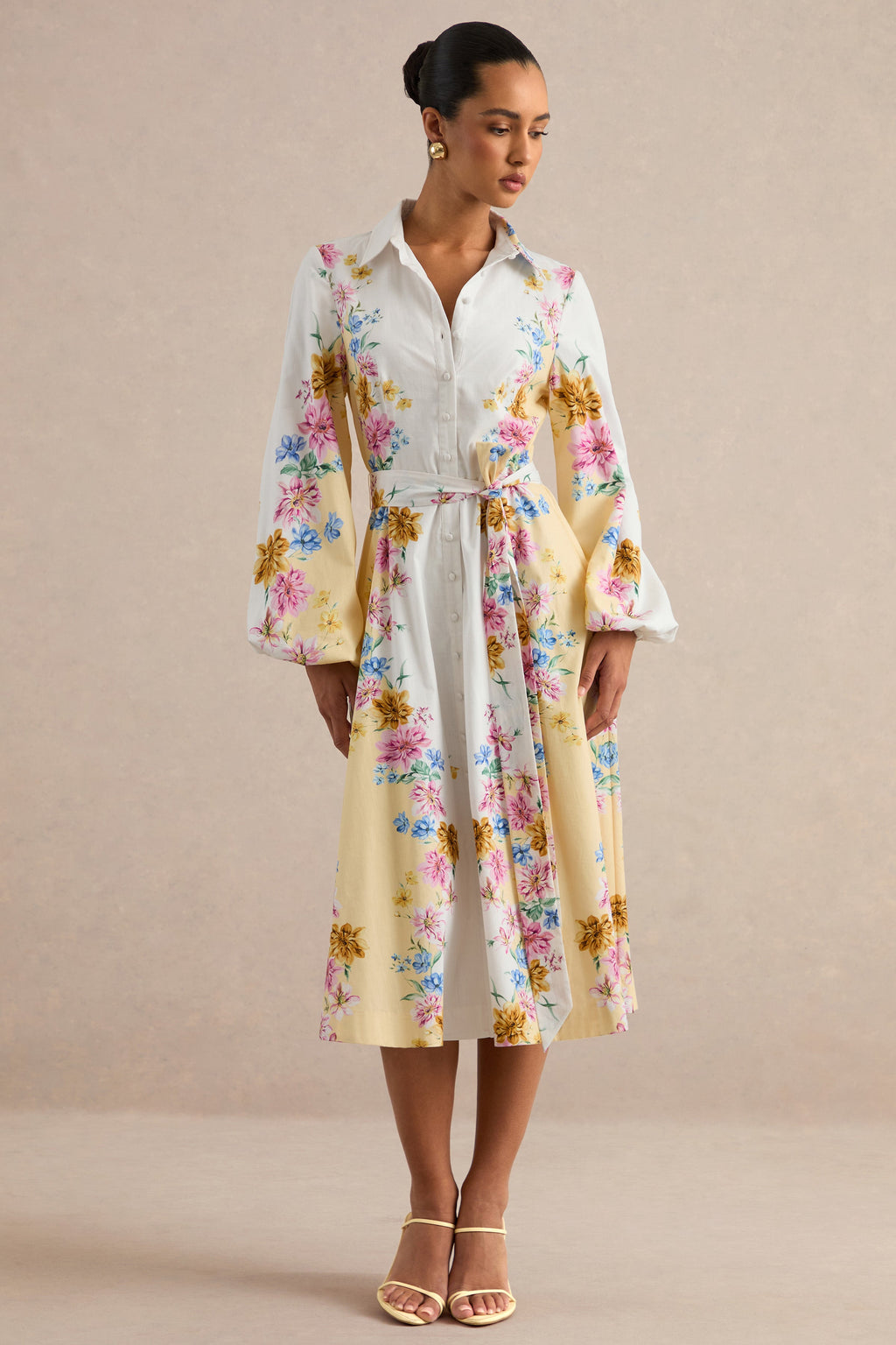 Moira | Robe mi-longue à imprimé floral jaune citron et manches cloche