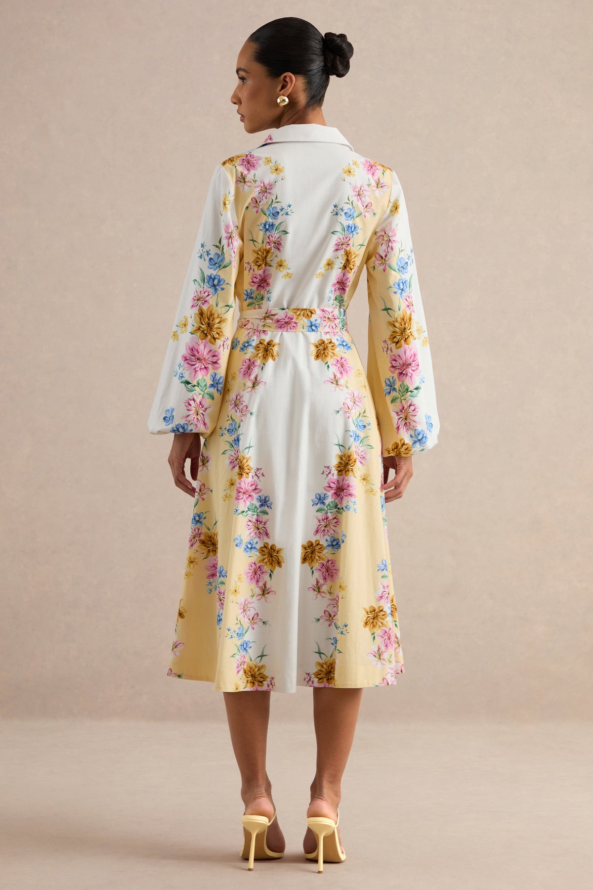 Moira | Robe mi-longue à imprimé floral jaune citron et manches cloche