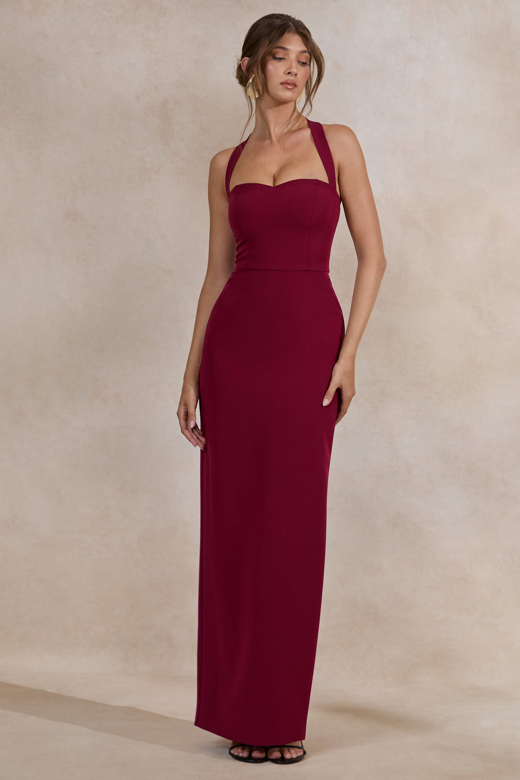 Heloira | Robe longue bordeaux à décolleté cœur