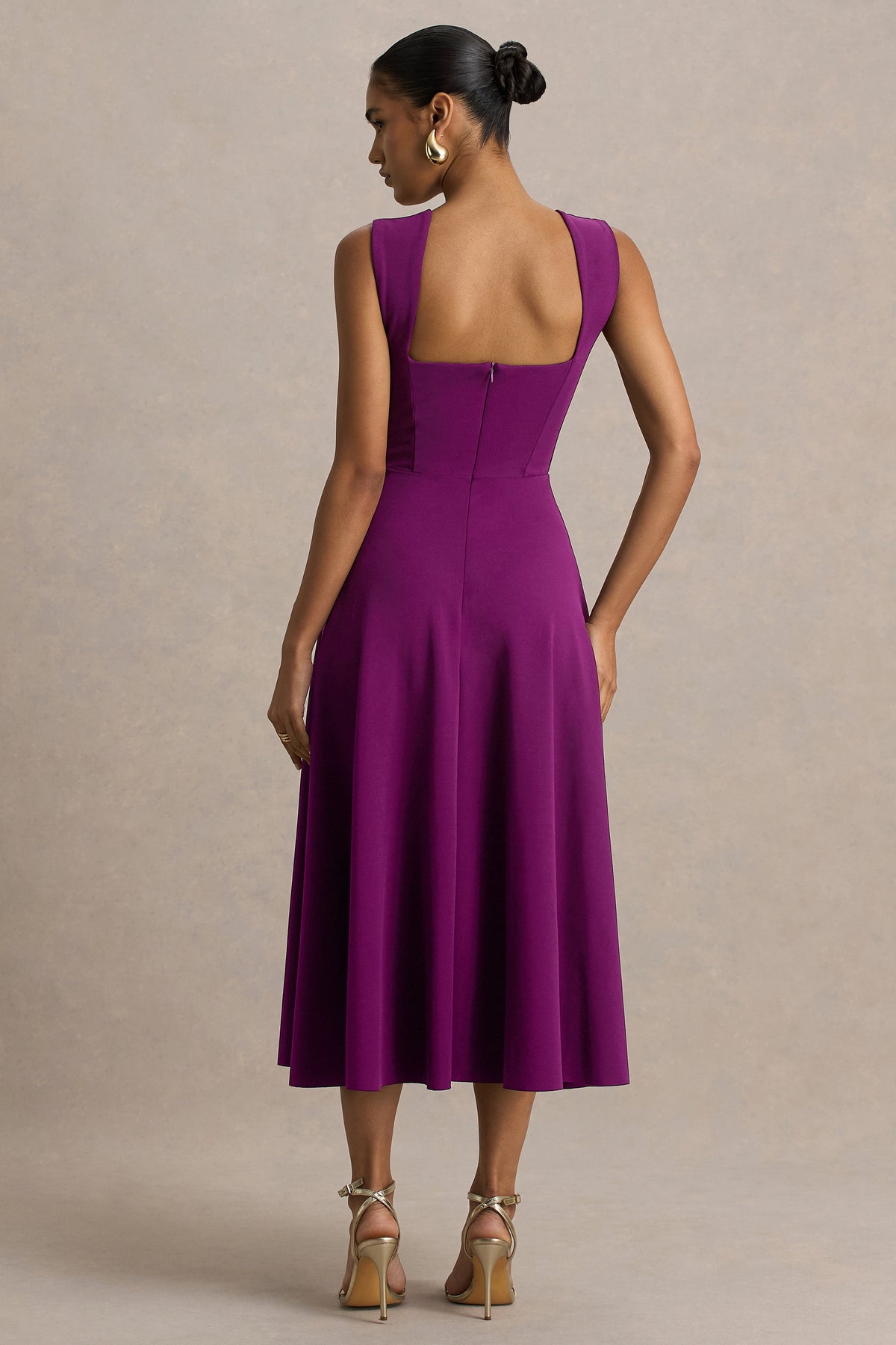 Andromeda | Robe mi-longue prune à col cœur