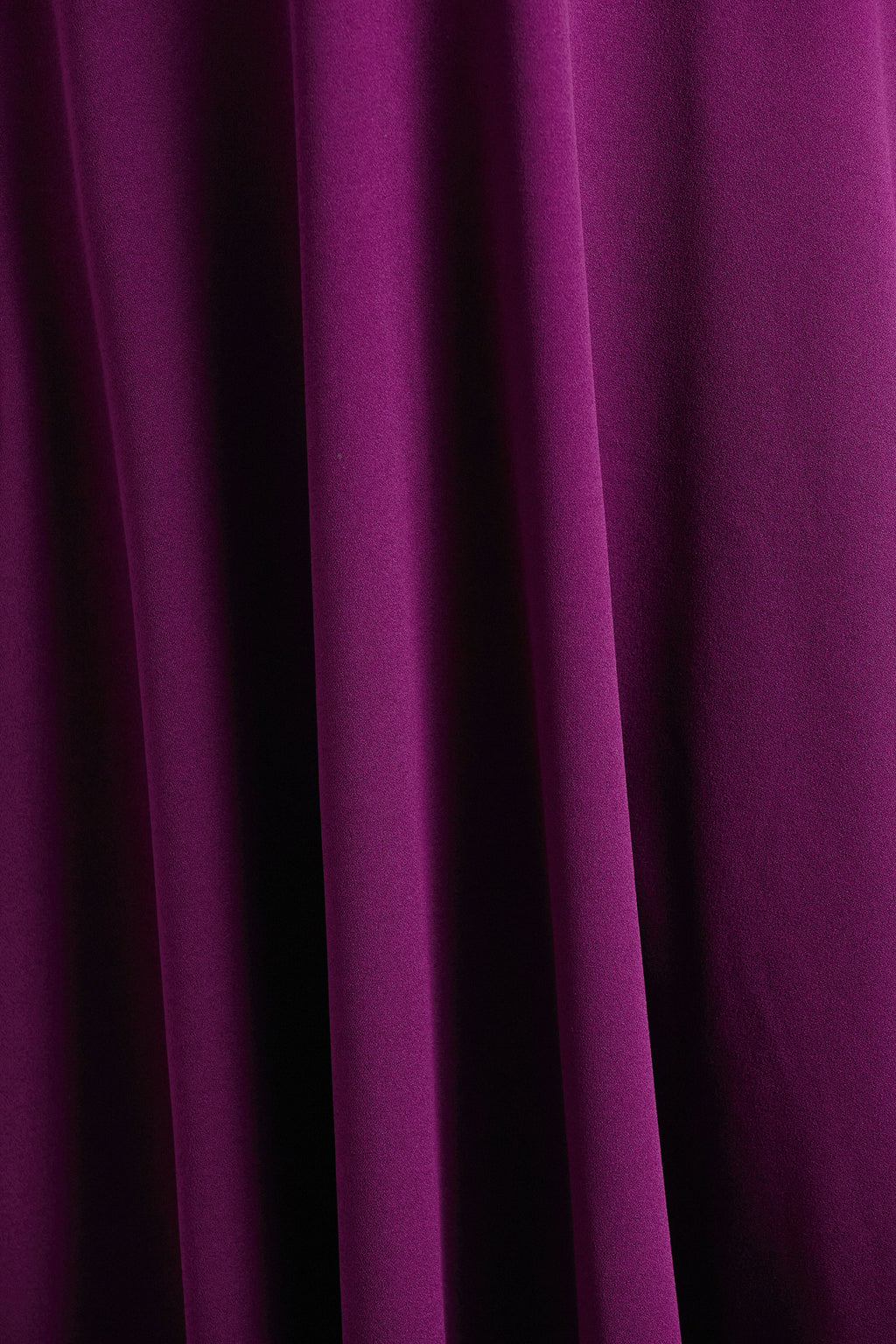 Andromeda | Robe mi-longue prune à col cœur
