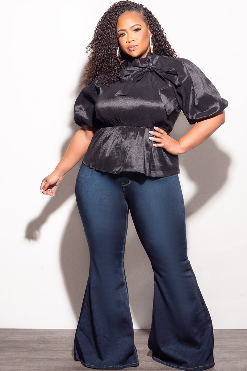 Final Sale Plus Size Short Sleeve Bow Neck Top in Black