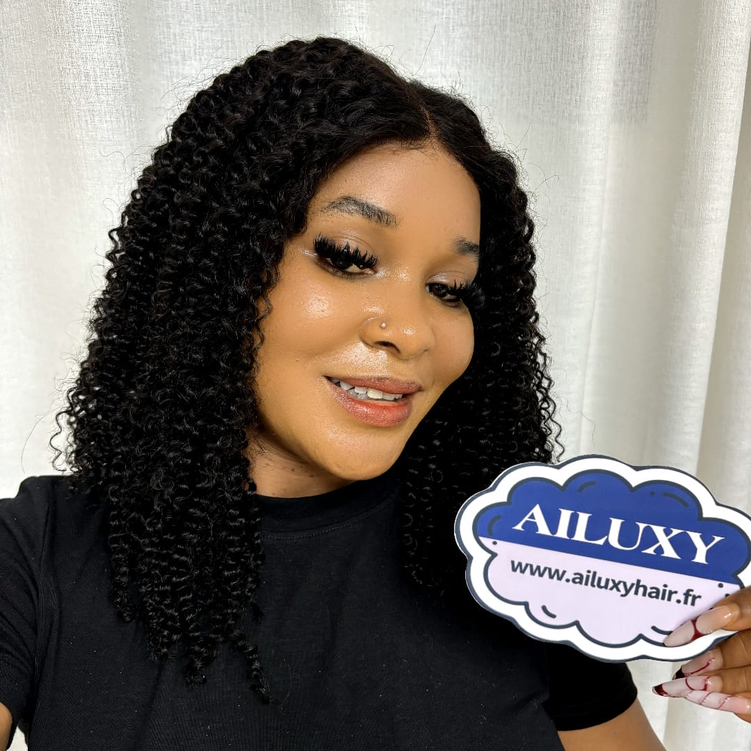 AILUXY 13x4 Lace Frontal Perruque Curly Courte Bouclée – nouvelles perruques avec une raie sur le côté identique à la vidéo