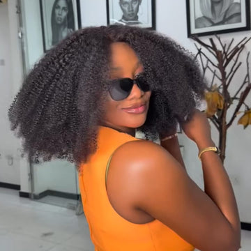 AILUXY Perruque afro Curly 250%dedensite 4x4 lace Design unique 100% Cheveux Humains qualité supérieure, avec une dentelle HD presque invisible.