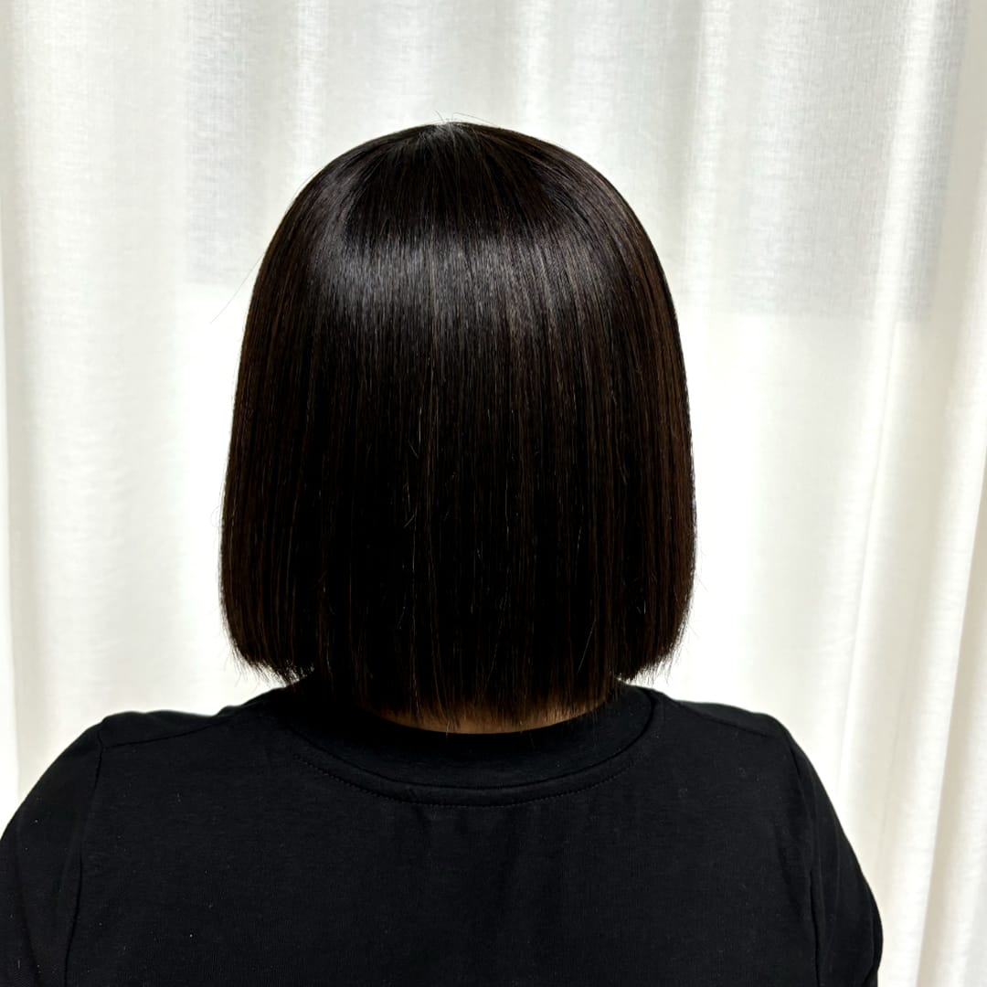 AILUXY Perruque Bob Courte Lisse en Cheveux Humains avec Frange, Perruque carré court Frange droite  Cheveux lisses