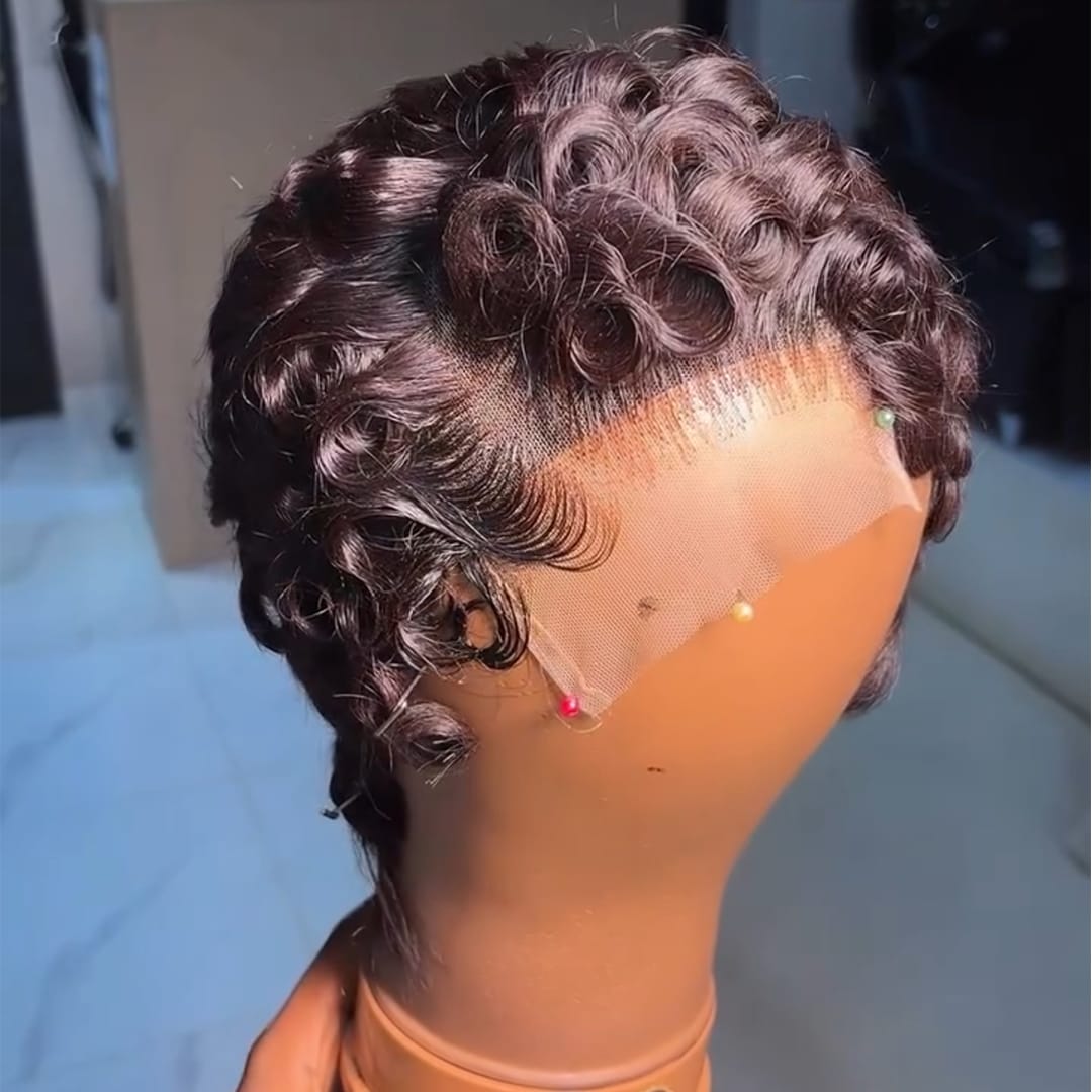 AILUXY Perruque Pixie Courte Bouclée Lace Front 13x4 Cheveux Humains 100% Density 180% Brun Naturel