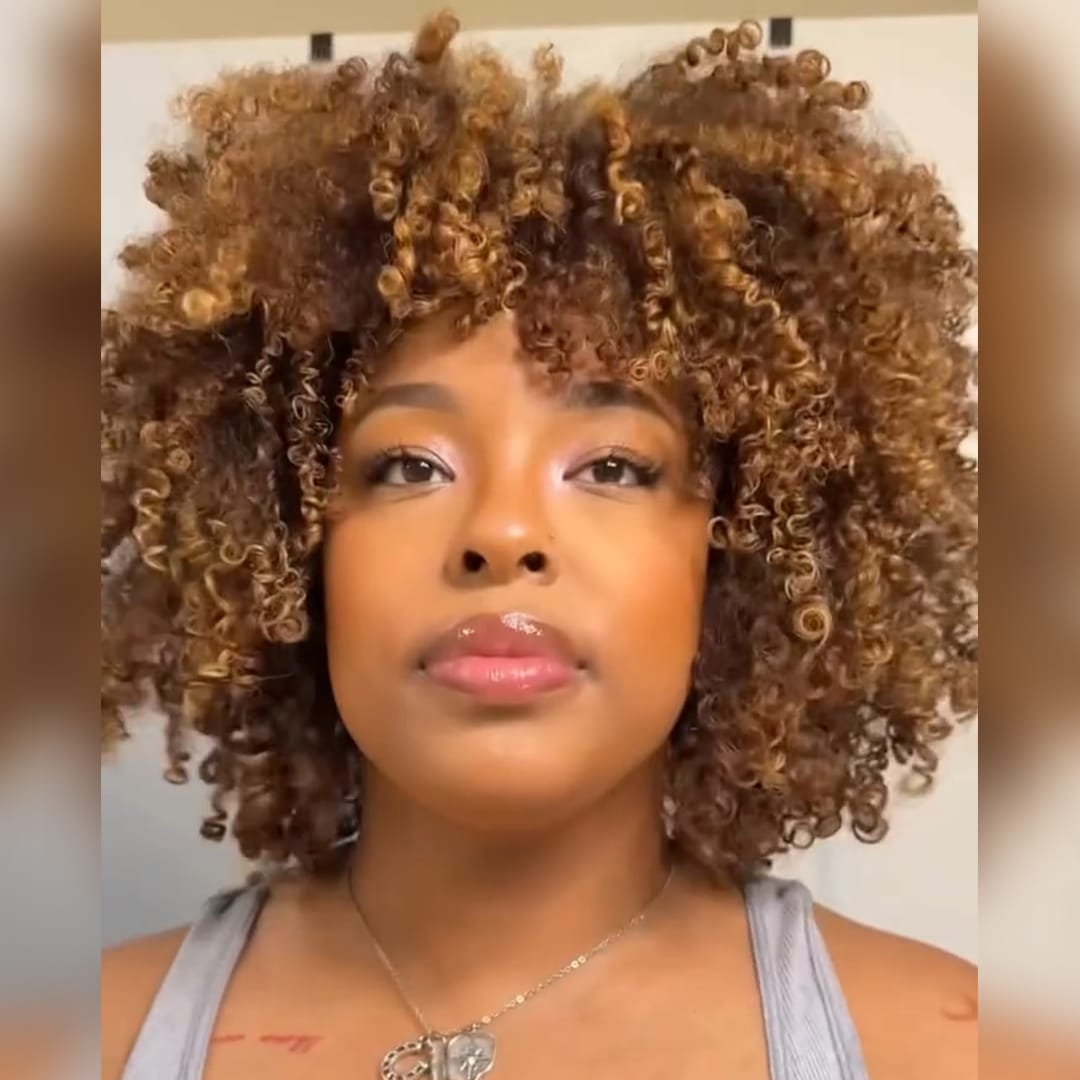 AILUXY Perruque Bob Avec Frange Afro Curly Sans Colle Volume Parfait, Couleur Caramel Magnifique