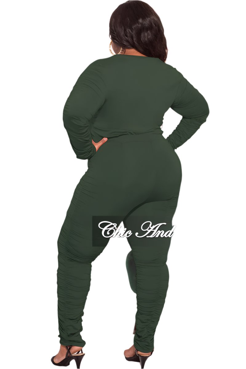 Final Sale Plus Size 2-Piece Top and Pants in Olive